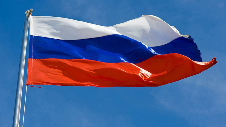22 августа — День государственного флага России.